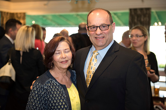 032c