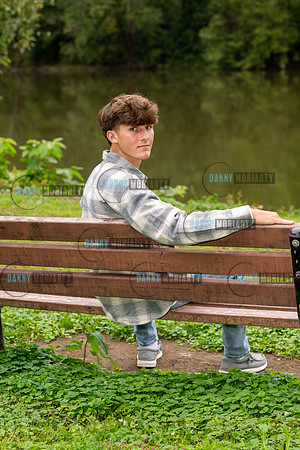 C017
