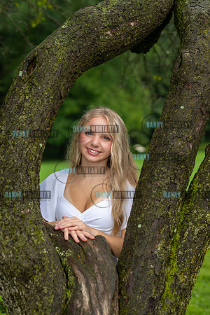 E 112