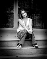 L 008bw